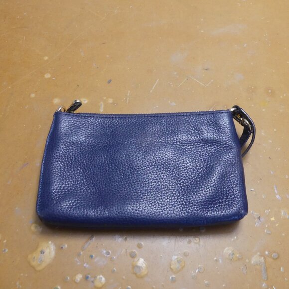 Michael Kors  Navy Signature Large Leather Wristlet excellent condition - Picture 2 of 5